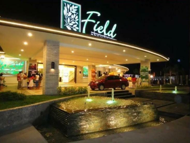 Affordable Condotel Near Manila Airport Exterior foto